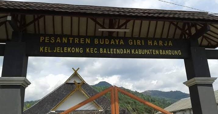 Dinasti Giriharja dan Dunia Pedalangan