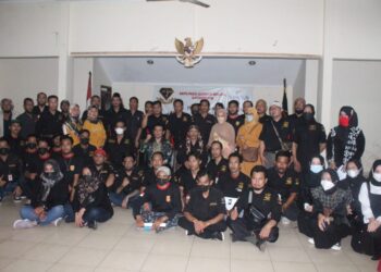 dede farhan aulawi, para pegiat anti korupsi hakikatnya pejuang pembangunan.....