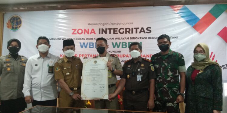 kabupaten bandung pencanangan pembangunan zona integritas dalam rangka reformasi birokrasi.....