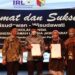 bupati wisuda 185 siswa sekolah lansia angkatan pertama....