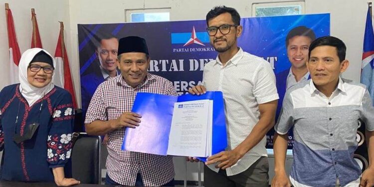dpc partai demokrat kota malang gelar klarifikasi.....