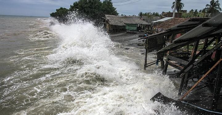 BPBD Petakan 8 Daerah Rawan Tsunami di Jawa Timur ...