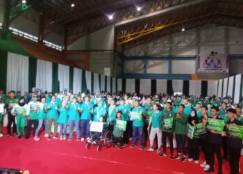 Bupati Bandung Berikan Uang Kadeudeuh kepada 627 Atlet Peraih Medali ...