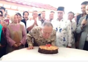 Syukuran H. Dada Rosada Mantan Walikota Bandung, Genap Usia Ke- 77 Tahun...