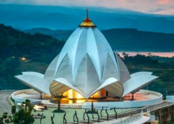 Tim Jelajah Bakin Singgah di “Masjid Al Kamil” Sumedang  Jawa Barat...