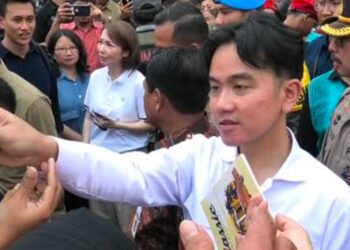 Usai Pembekalan di Akmil Magelang, Viral Wapres Gibran Blusukan...