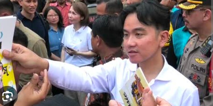 Usai Pembekalan di Akmil Magelang, Viral Wapres Gibran Blusukan...