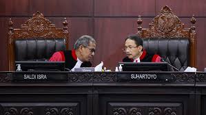 Putusan MK, Larangan Rangkap Jabatan Bagi Wamen dan Polri