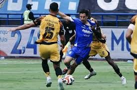 Maung Bandung Vs Persijap di GBLA Bandung Berakhir 0-0