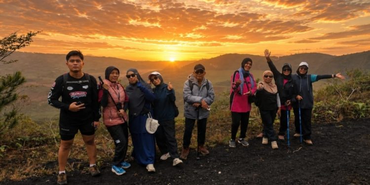 Pendakian Gunung Galunggung Tasikmalaya