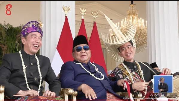 Momen Presiden Prabowo "3 in 1" di Acara HUT RI Ke-81 dari Sudut Berbeda