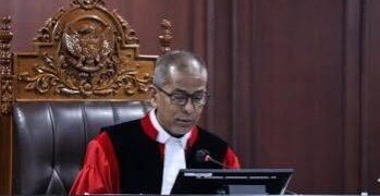 Ketok Palu MK Nyatakan Gugatan Soal Ijazah Gibran Ditolak